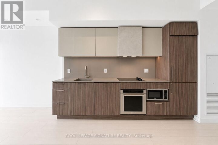 Property Photo: 19 Western Battery Road 1115 ON M6K 0E3