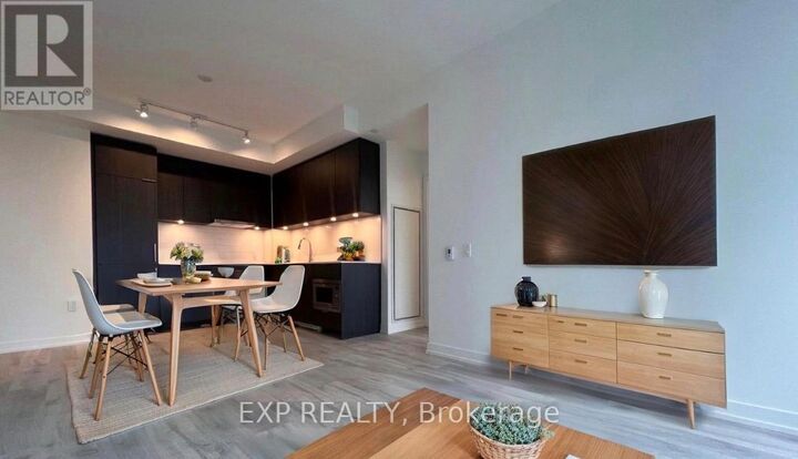 Property Photo: 8 Olympic Garden Drive 1605 ON M2M 0B9