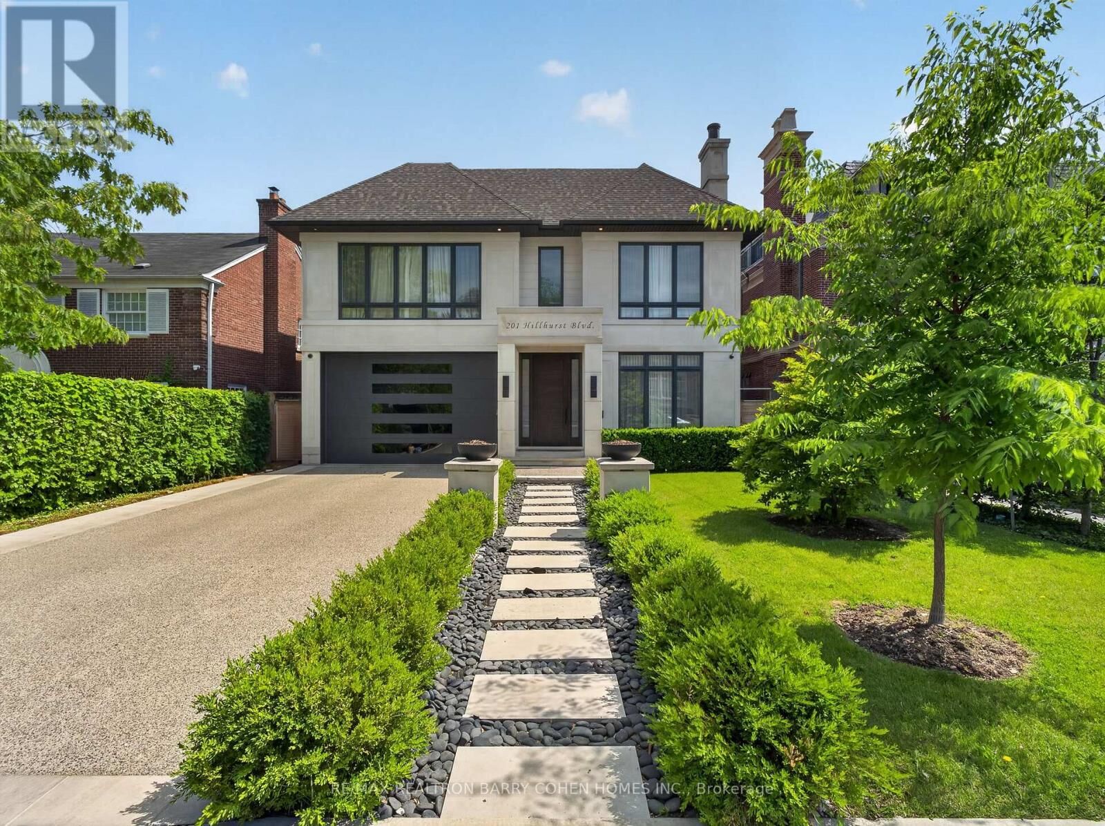 Property Photo: 201 Hillhurst Boulevard ON M5N 1P3