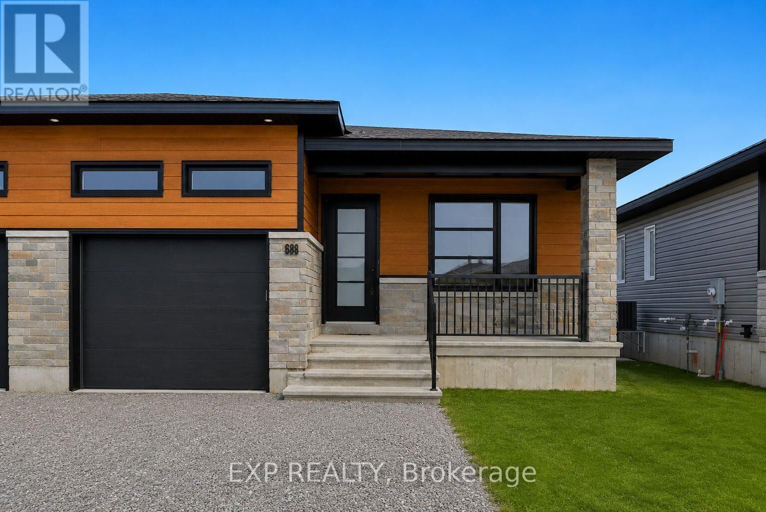 Photo de la propriété:  990 Katia Street  ON K0A 2M0 