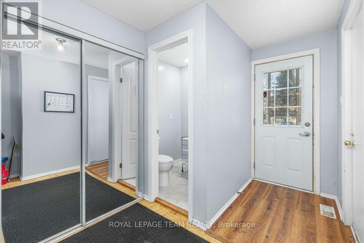 Property Photo:  10 Millrise Lane  ON K2G 5E6 