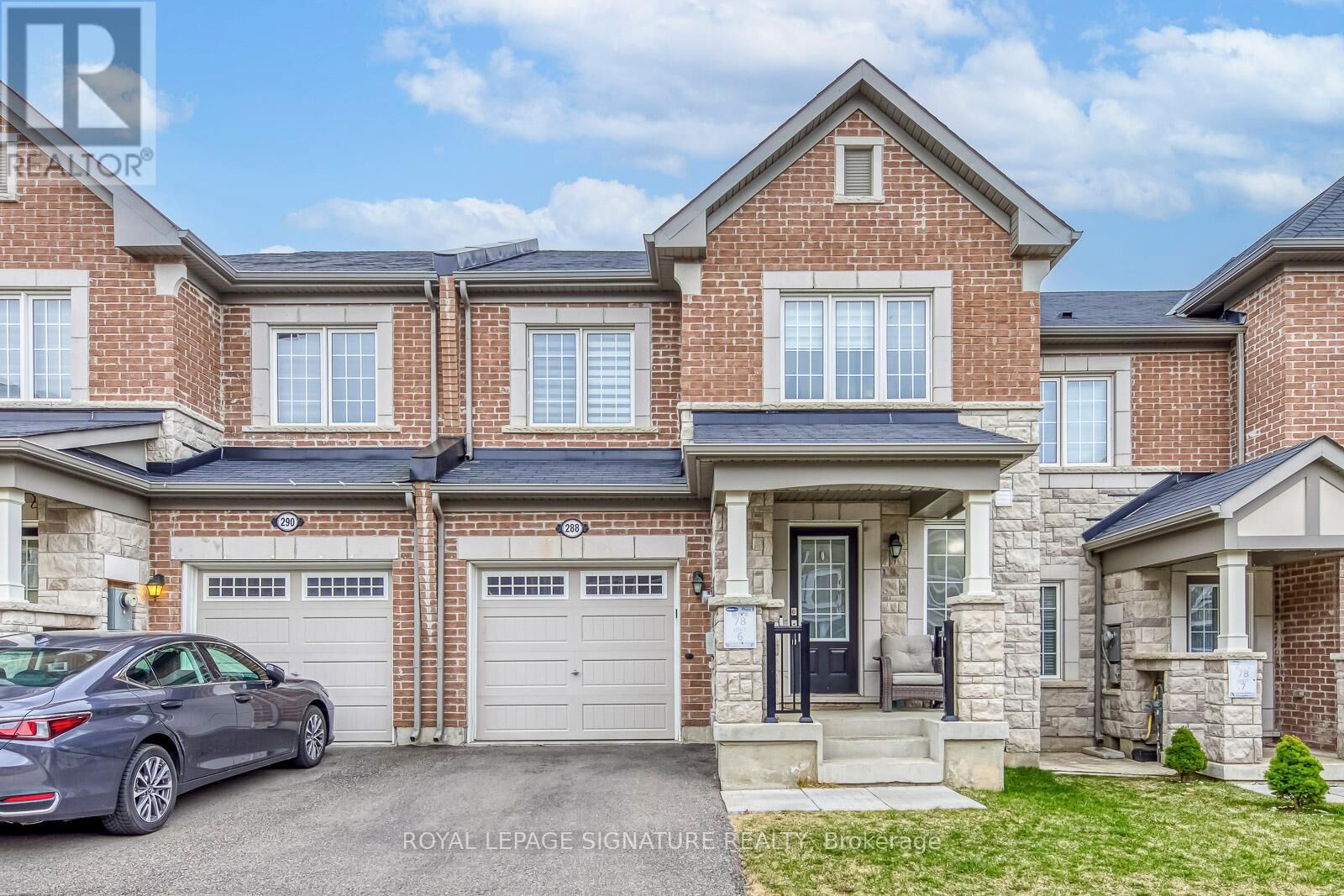 Property Photo:  288 Murlock Heights  ON L9E 1C3 