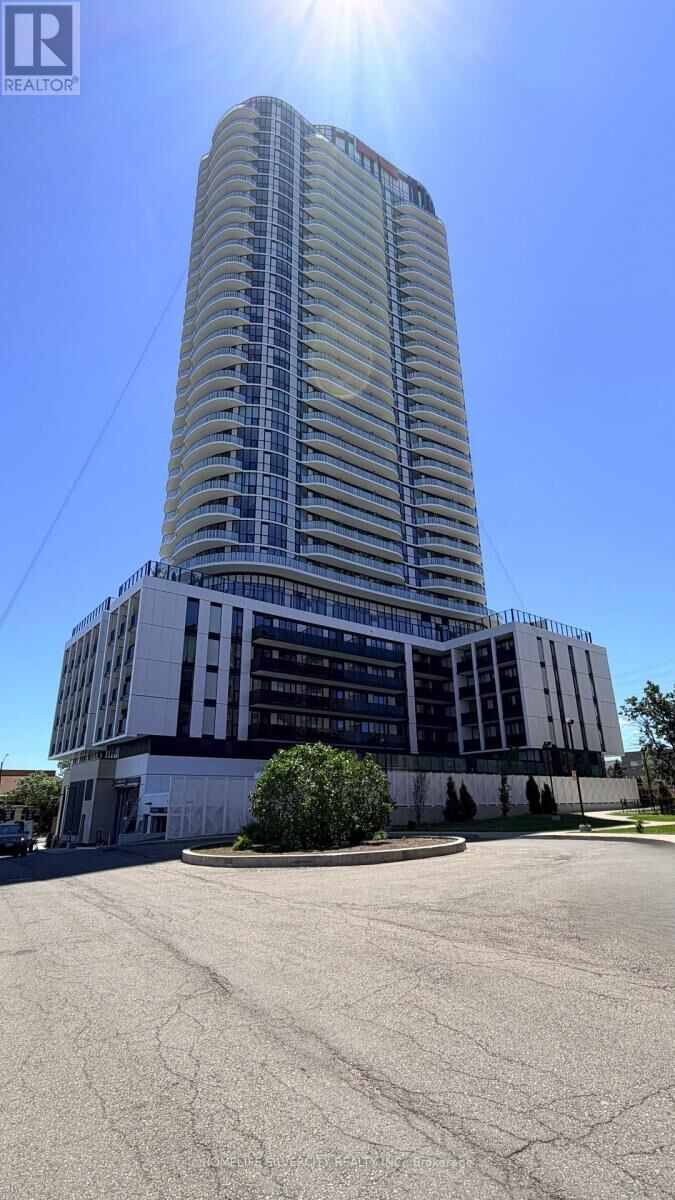 Property Photo:  1 Fairview Road 3202  ON L5A 0B4 