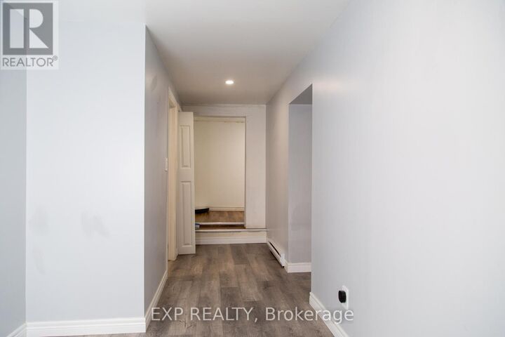 Property Photo:  104 South Street East Lower  ON N5H 1P8 