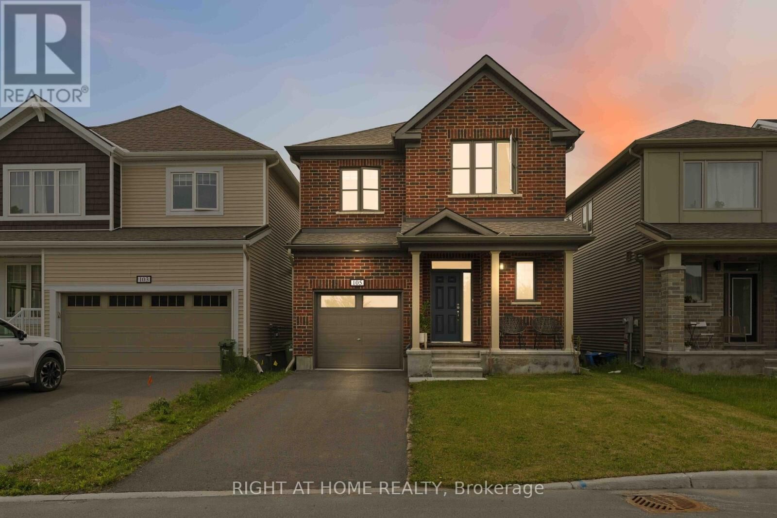Property Photo:  105 Alamo Street  ON K2J 6H1 