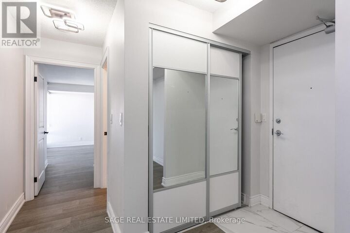 Property Photo:  81 Navy Wharf Court 2616  ON M5V 3S2 