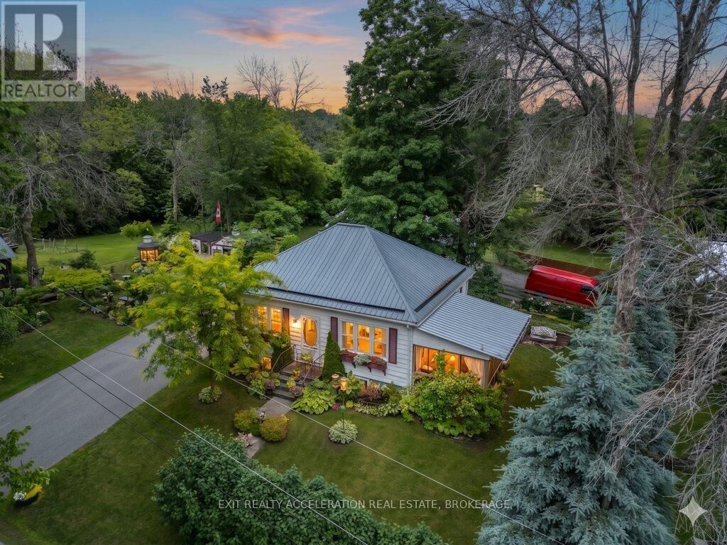 Property Photo:  8 Thomas Street  ON K0K 2A0 