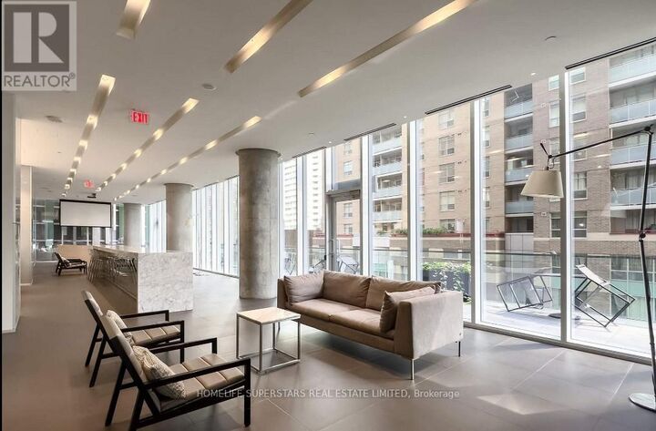 Property Photo: 15 Grenville Street 602 ON M4Y 0B9