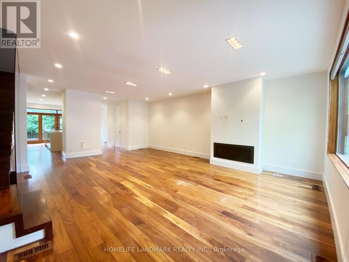 Property Photo:  32 Elmer Avenue  ON M4L 3R7 