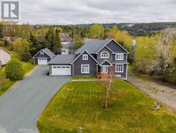 8 Harvey Place — photo 1