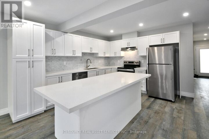 Property Photo:  680 Wild Rose Drive  ON P1P 0B4 