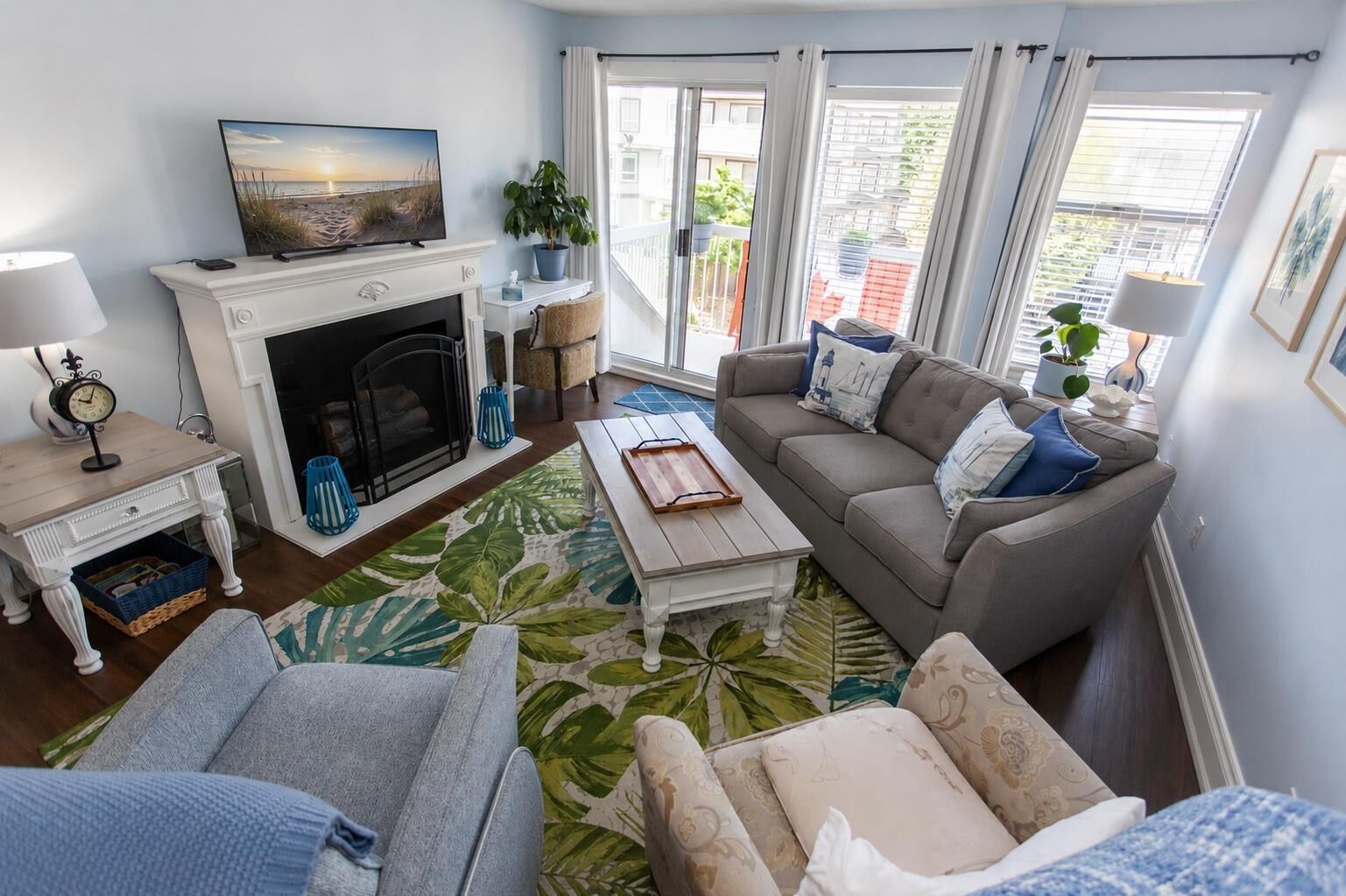 Property Photo:  1860 East Southmere Crescent East 304  BC V4A 6Y7 