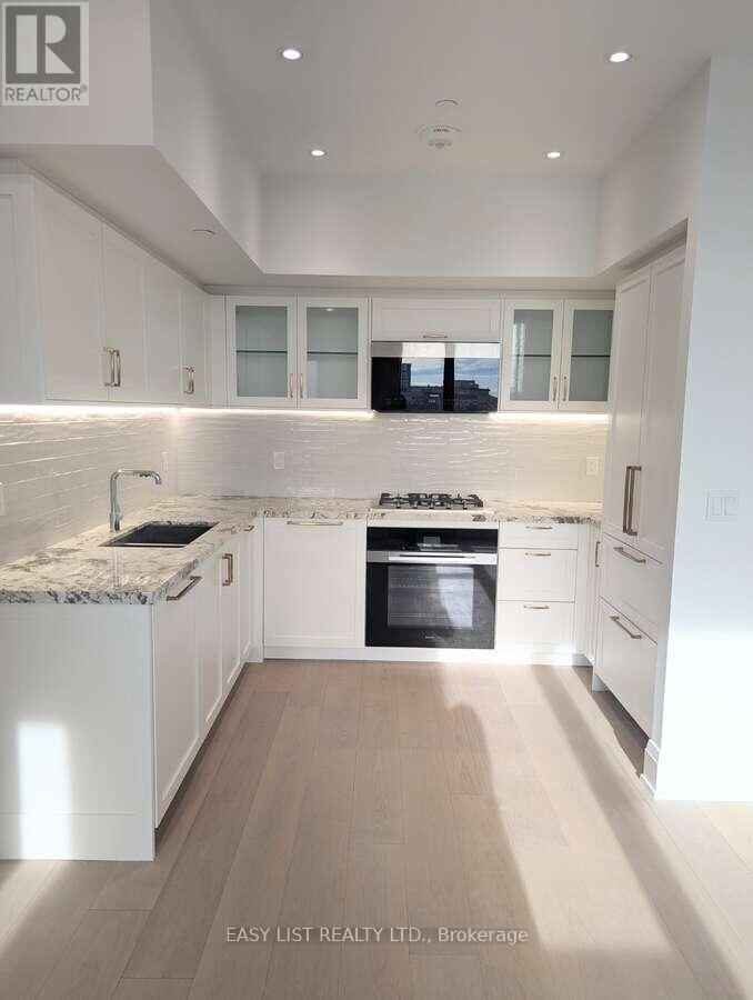 Property Photo:  505 Glencairn Avenue 220  ON M6B 0B2 
