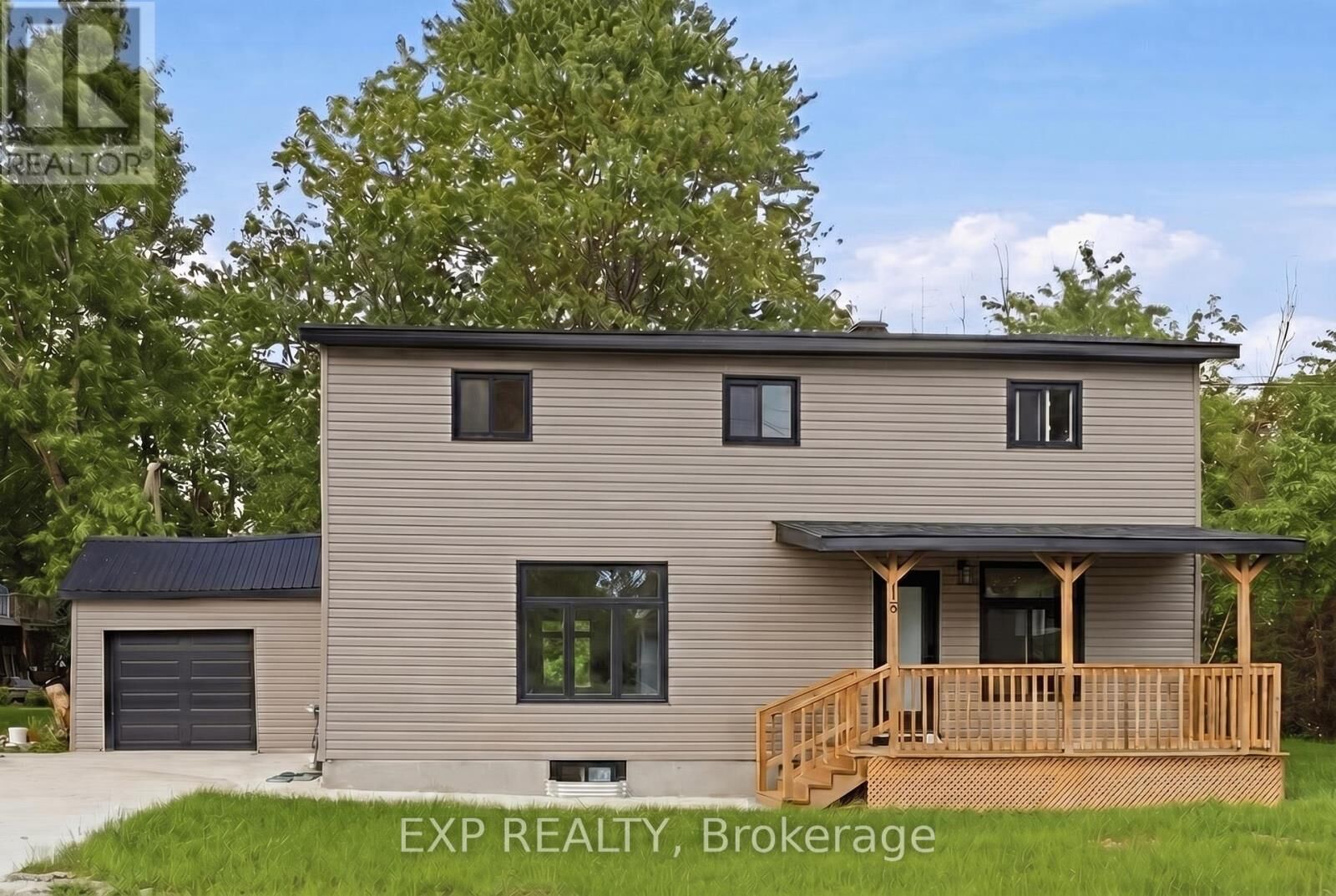 Property Photo:  13 Elm Street  ON K0C 1N0 
