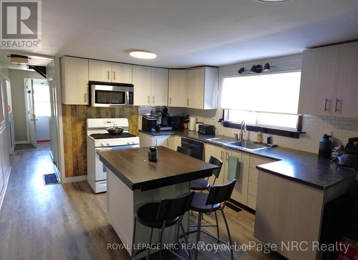 Property Photo:  29 Wellington Street  ON L3K 2J6 