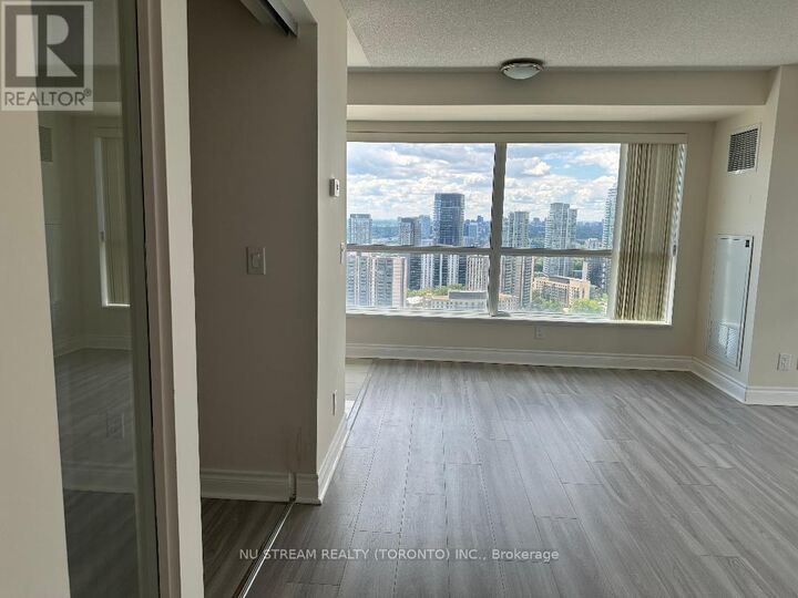Property Photo: 275 Yorkland Road 2802 ON M2J 0B3