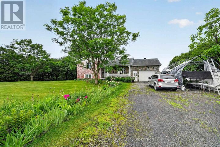 Property Photo:  20474 Concession 8 Road  ON K0C 1L0 