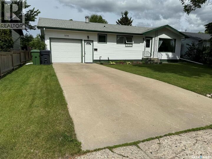 Property Photo: 276 Circlebrooke Drive SK S3N 2T1
