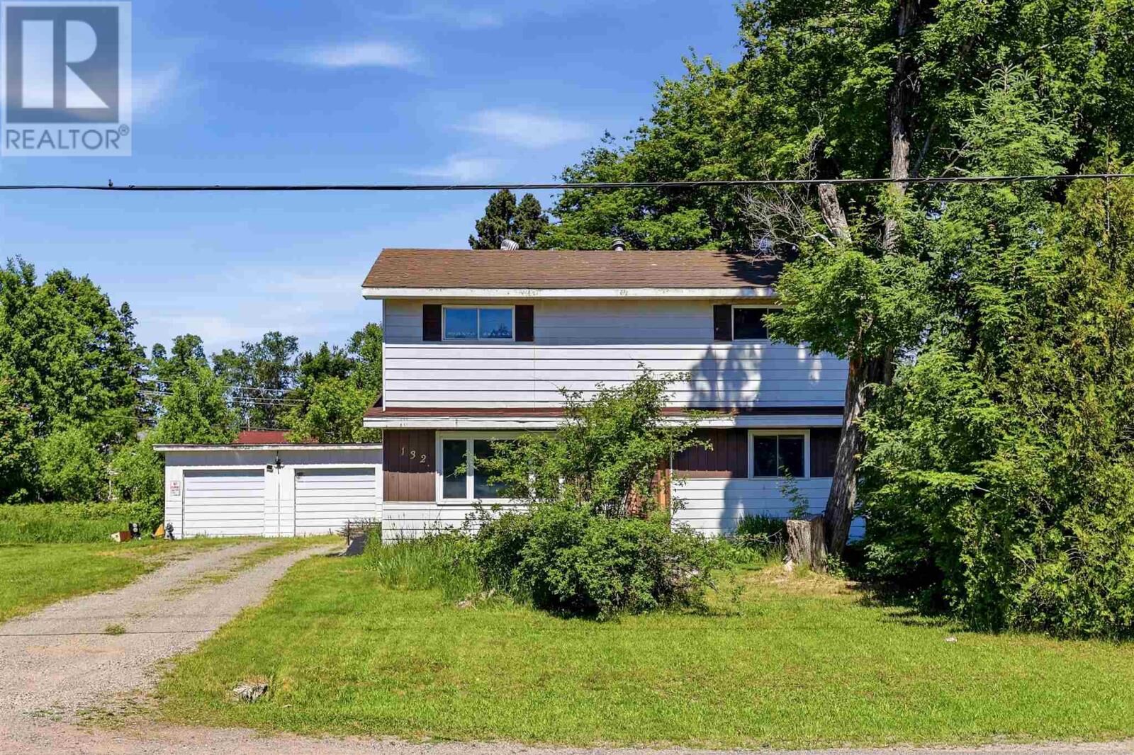 Property Photo: 132 Anna St ON P6B 3S8