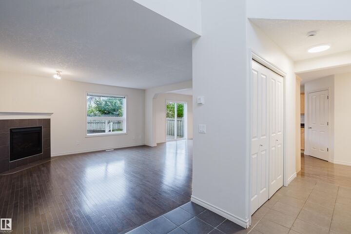 Property Photo:  4607 205 Street NW  AB T6M 0E3 