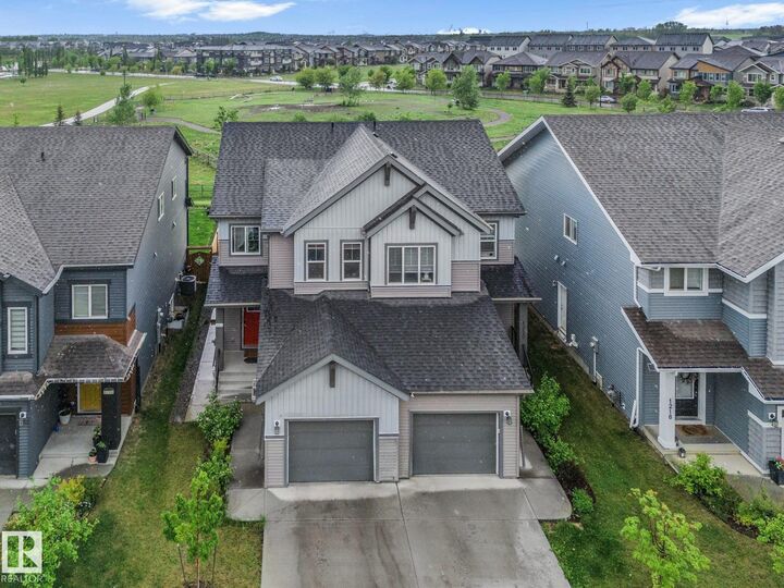 Property Photo:  1222 Podersky Wynd SW  AB T6W 4W3 