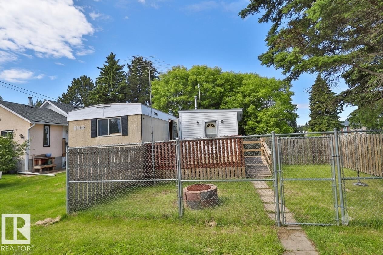 Property Photo:  4803 47 St  AB T0C 2P0 