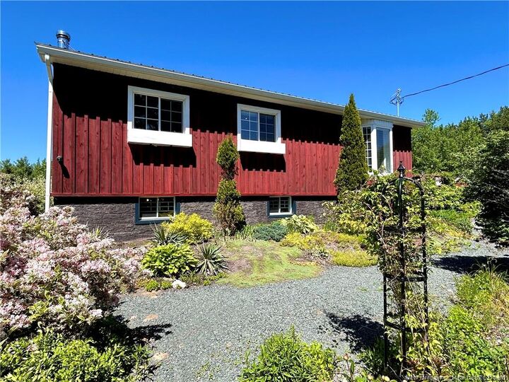 Property Photo:  302 Hardwicke Road  NB E4T 0B1 