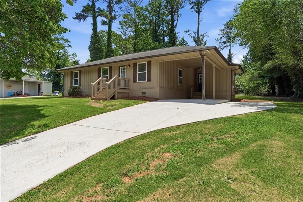 Property Photo:  2269 Lakewood Drive NW  GA 30152 