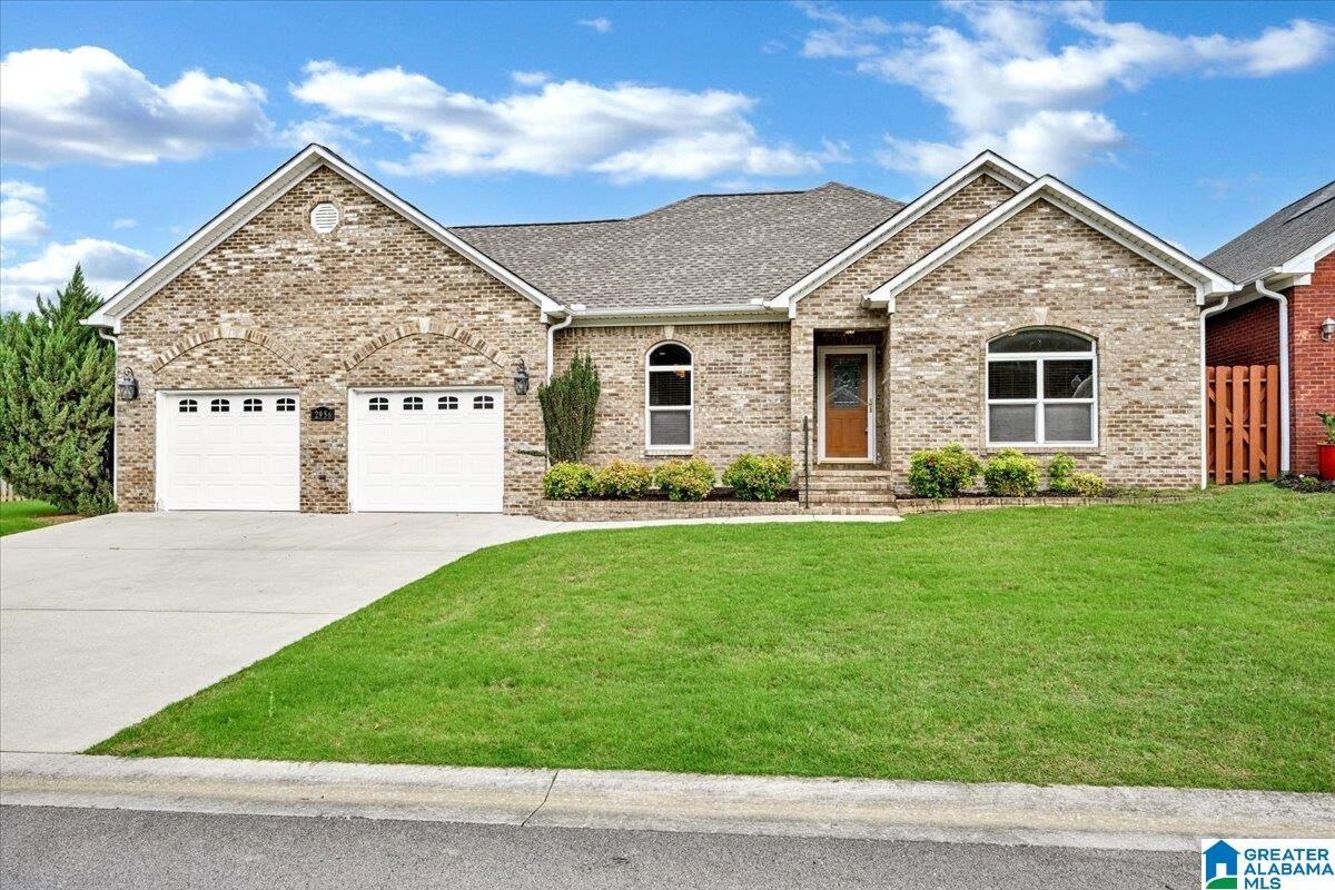 Property Photo:  2956 SE Phelan Circle  AL 35077 