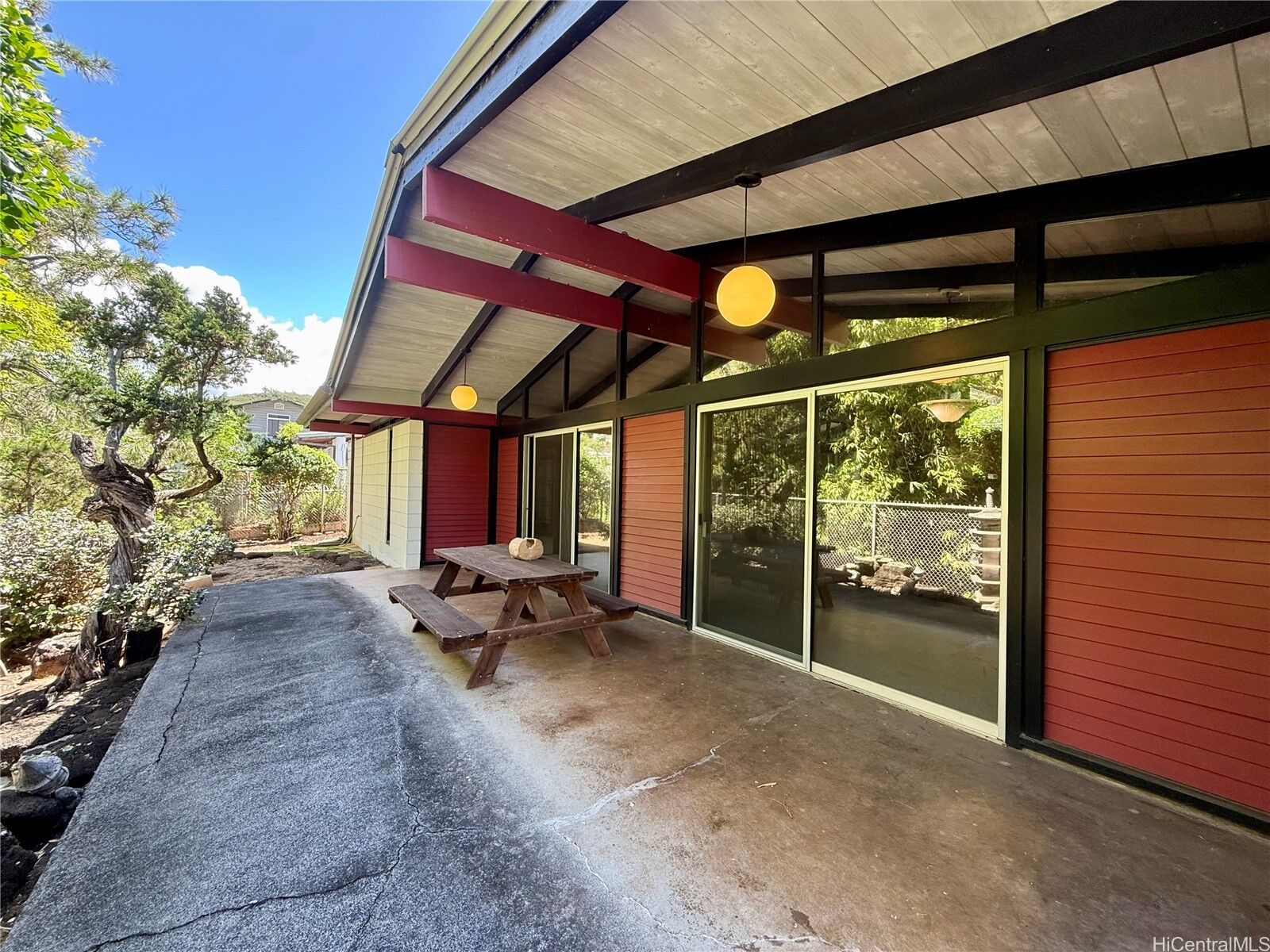 Property Photo: 1446 Mahiole Street HI 96819