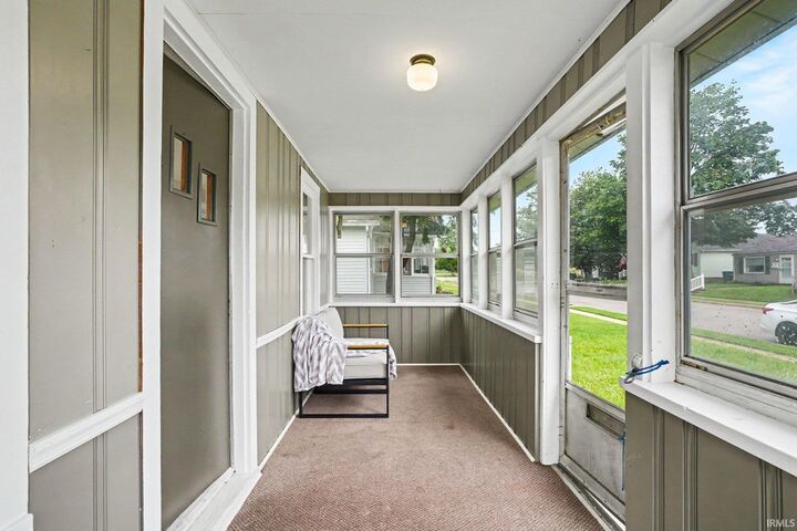 Property Photo: 133 E Edgar Avenue IN 46545-6313