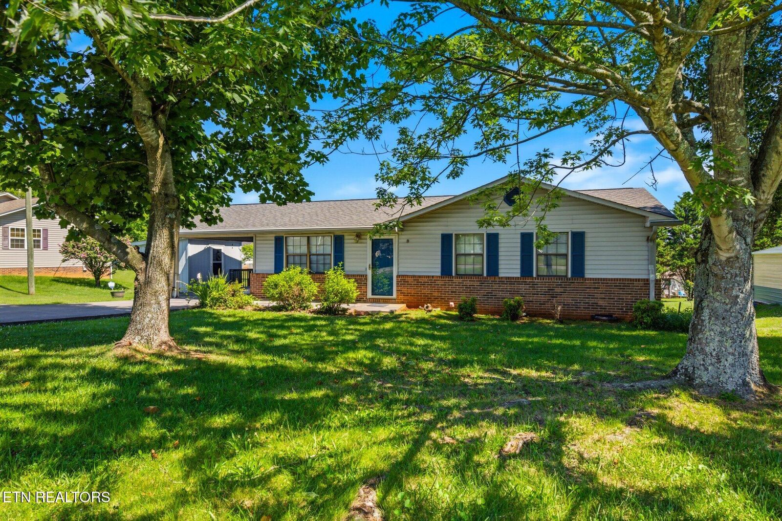 Property Photo:  709 Old Highway 68  TN 37874 