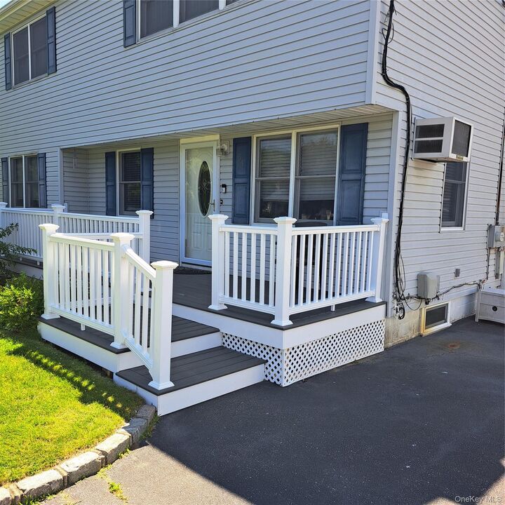 Property Photo:  54 17th Street  NY 11704 