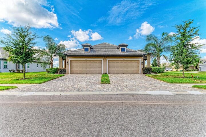 Property Photo:  17831 Cherished Loop  FL 34211 