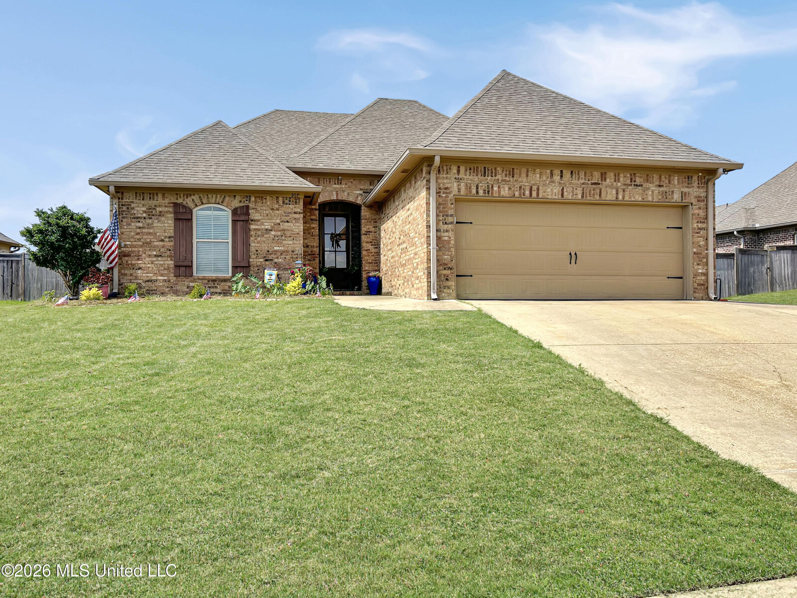 Property Photo:  307 Winterfield Court  MS 39042 