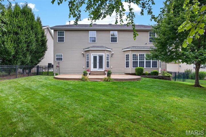 Property Photo:  905 Harvestwynd Court  MO 63367 