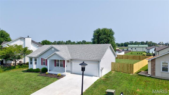 Property Photo: 104 Briarwood Drive MO 63362