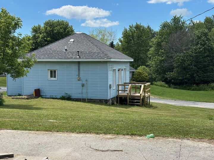 Property Photo:  124 S Menes Street  MI 49459 