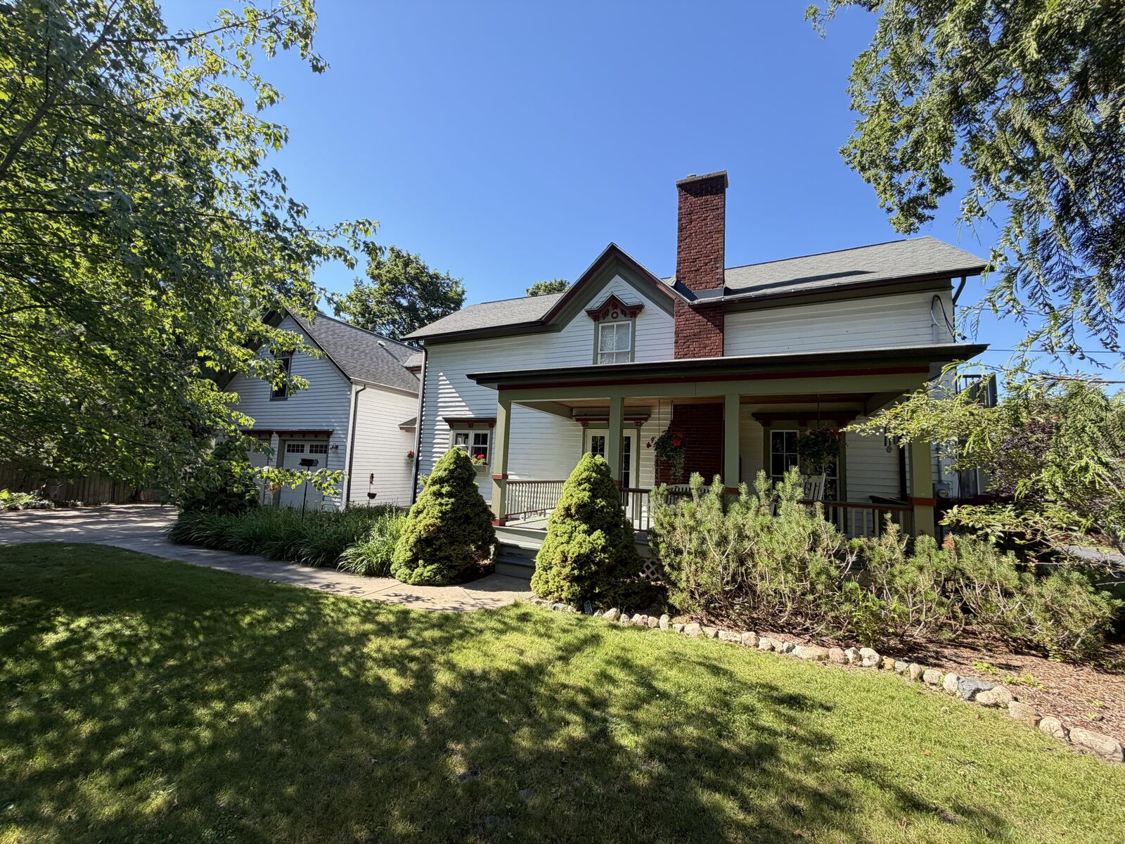 Property Photo:  34 S Spring Street  MI 49406 