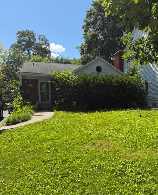 Property Photo: 122 S Quincy Street IL 60521