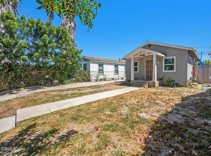 Property Photo: 1418 W 69th Street CA 90047