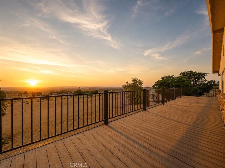 Property Photo: 29935 Maypath Road CA 93543
