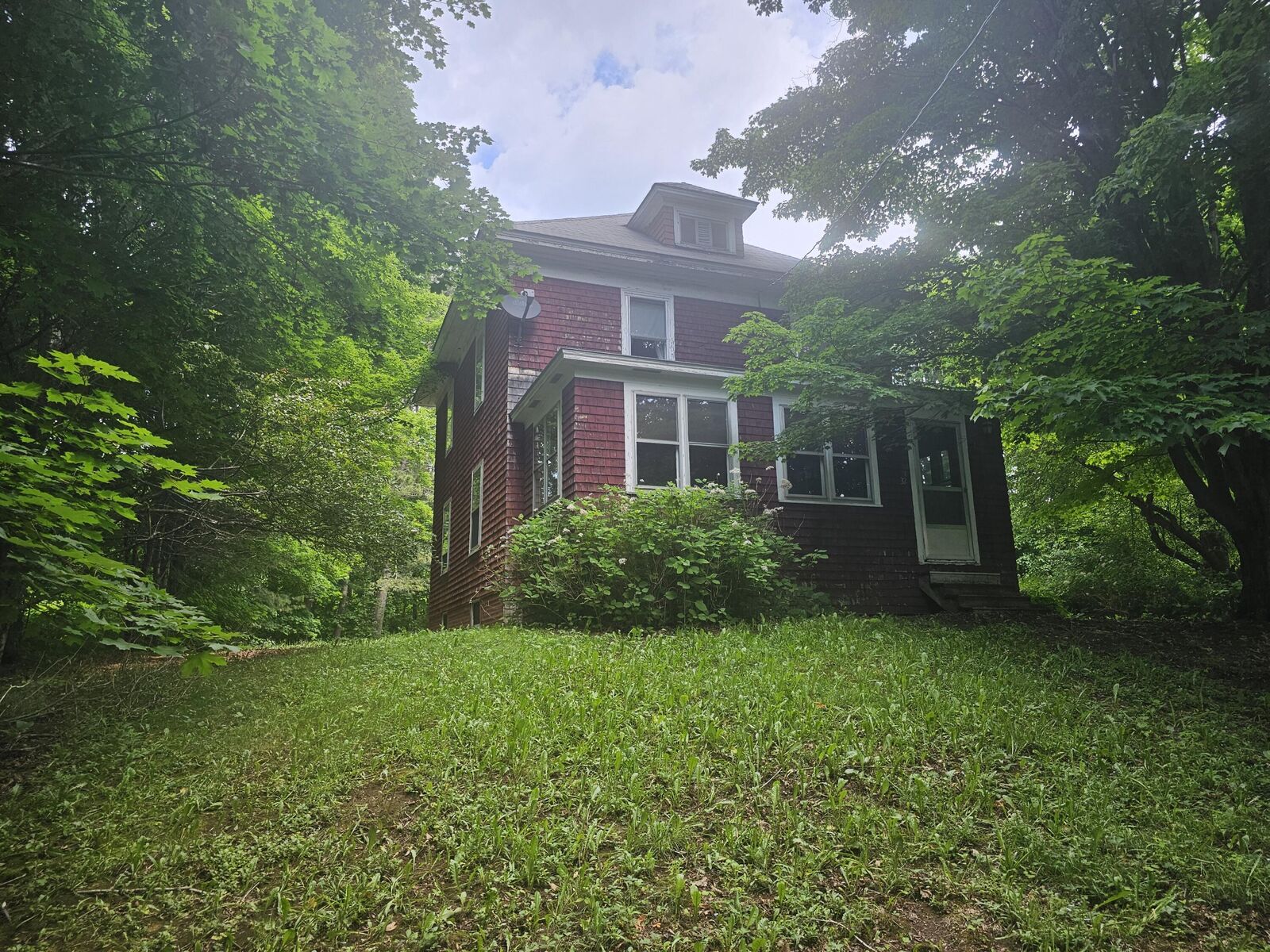 Property Photo:  32 Willow Street  ME 04765 
