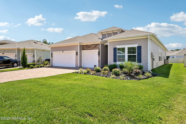Property Photo:  7233 Calamint Avenue  FL 32219 
