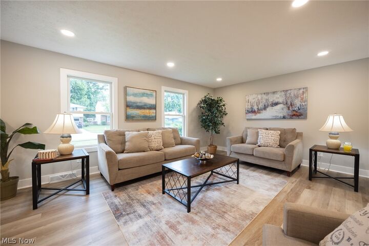 Property Photo:  399 Ridgewood Drive  OH 44095 