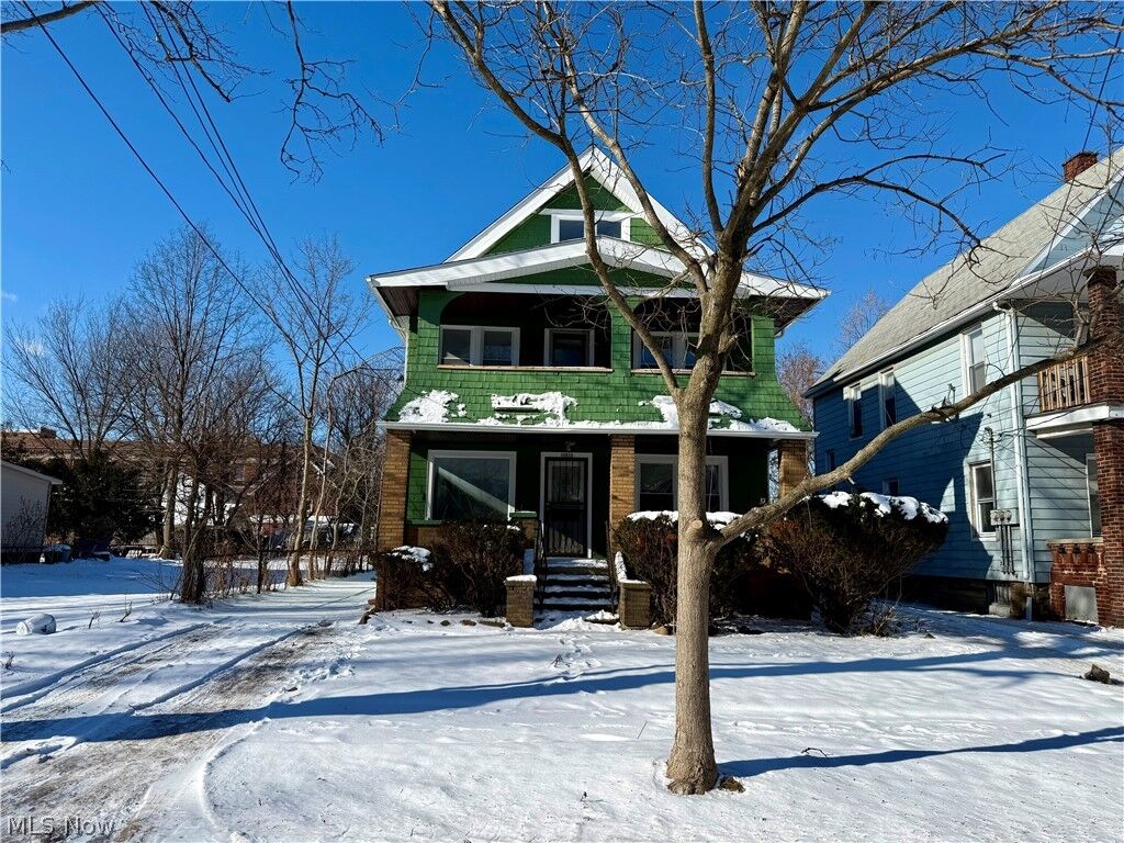 Property Photo:  15517 Kipling Avenue  OH 44110 