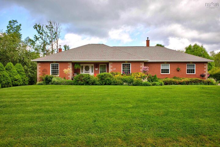 45 Glenabbey Drive — photo 1
