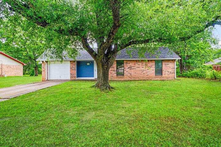 Property Photo:  350 Town East Drive  TX 75462 