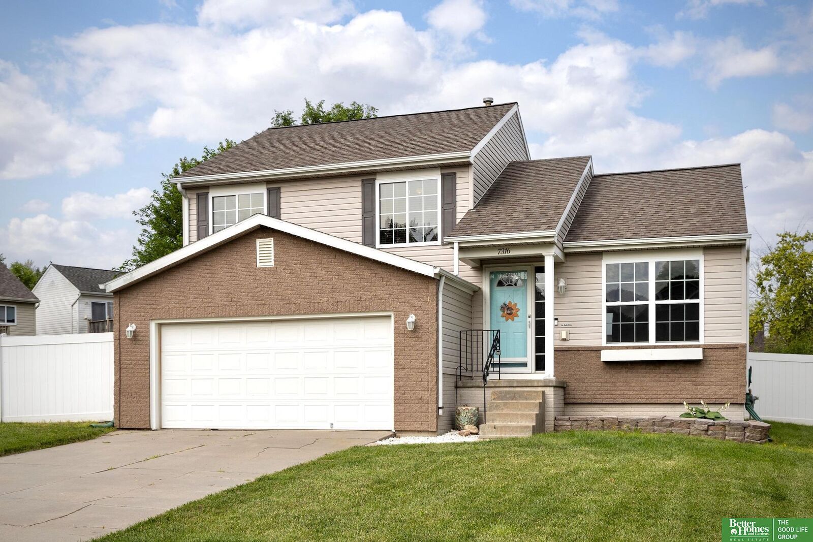 Property Photo:  7316 N 111th Avenue  NE 68142-0000 