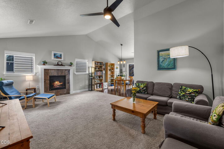 Property Photo:  63348 Lamoine Lane  OR 97701 